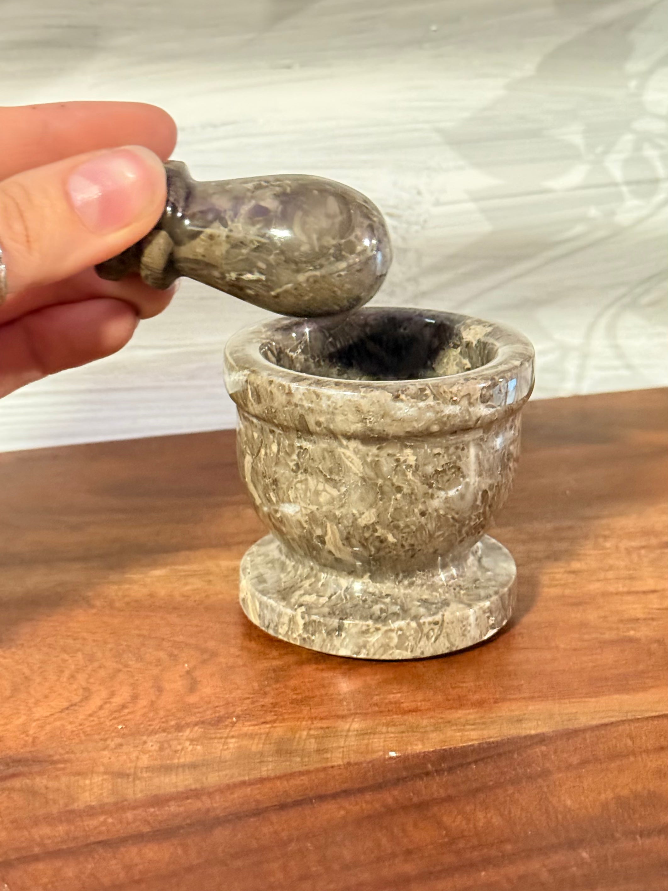 Mortero de Piedra Natural / Natural Stone Mortar & Pestle