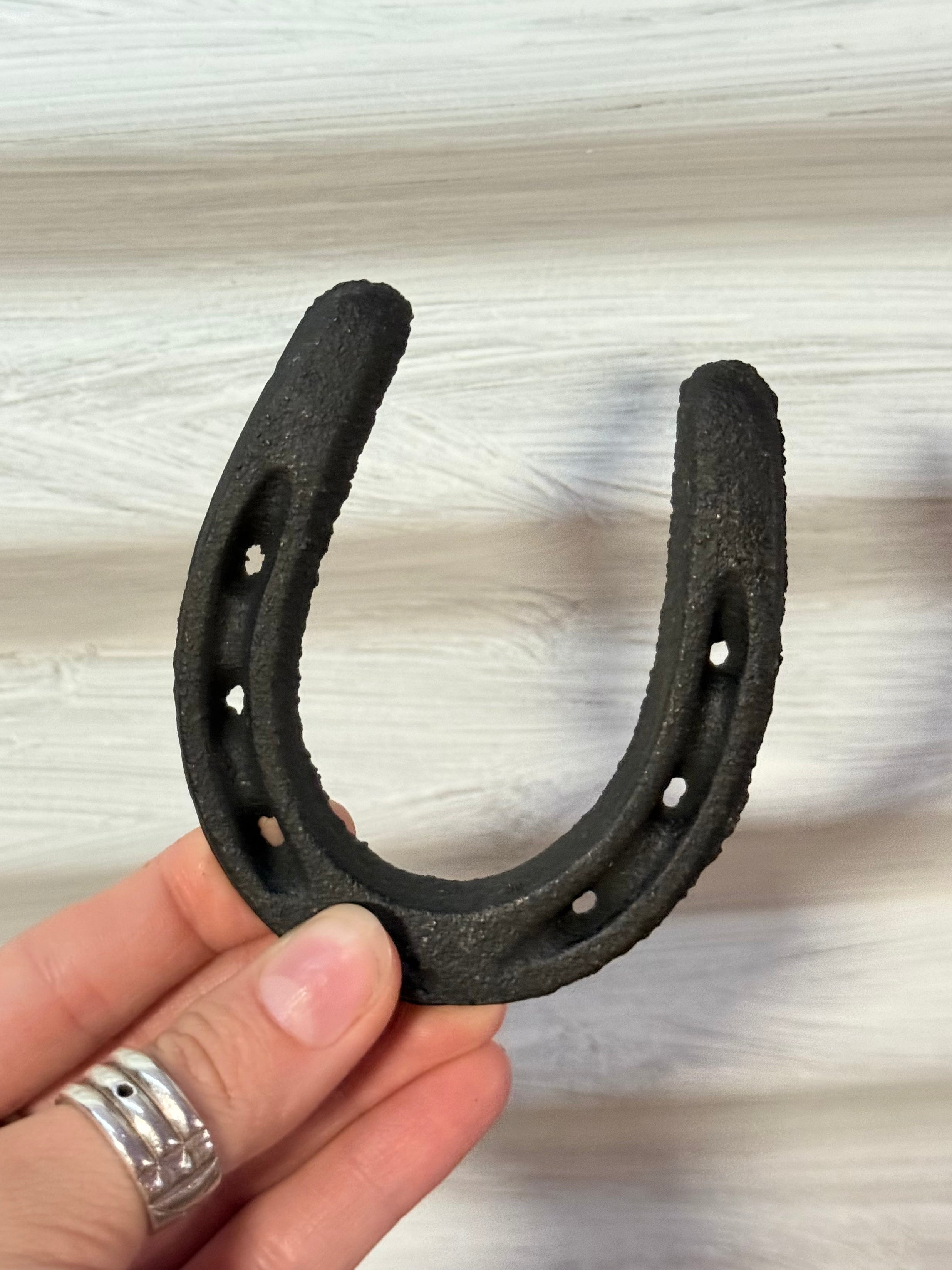 Herradura de Hierro para Protección y Buena Suerte / Cast Iron Horseshoe