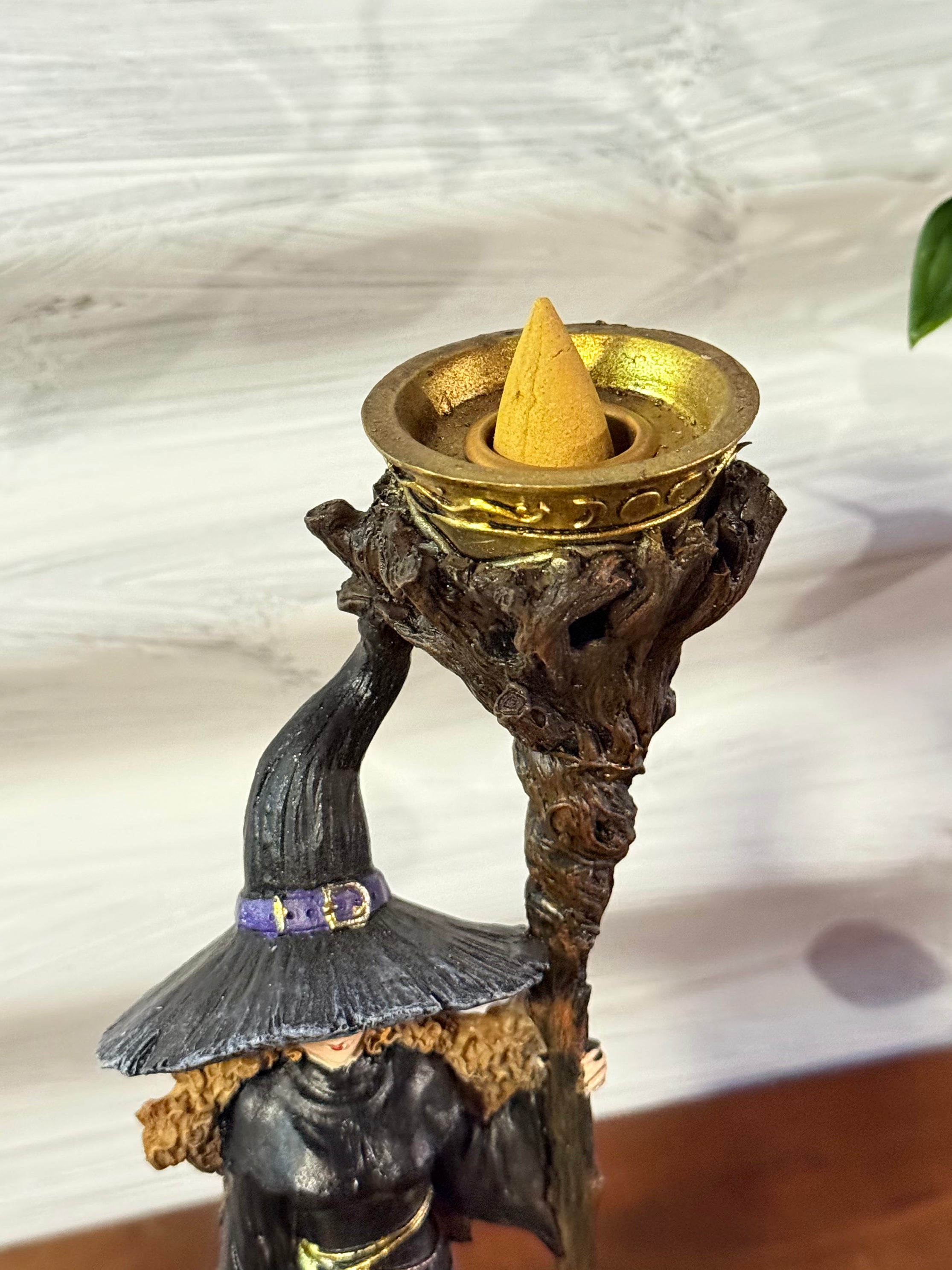 Porta Incienso de Cono Bruja / Witch Cone Incense Holder