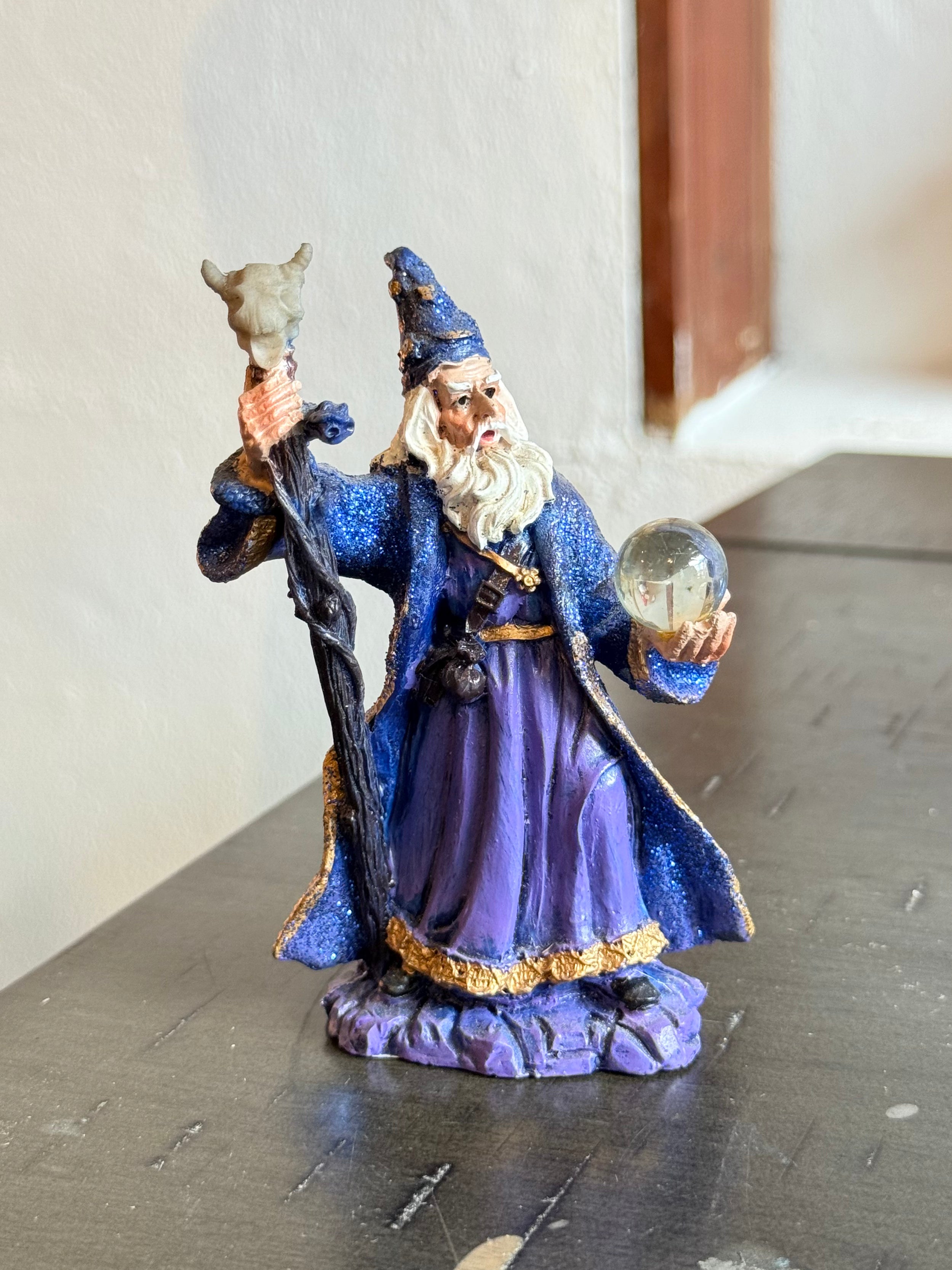 Mago de la Esfera Small / Small Crystal Ball Wizard