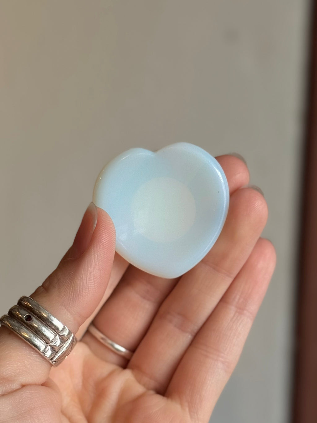 Worry Stone de Opalita Corazón / Opalite Heart Worry Stone