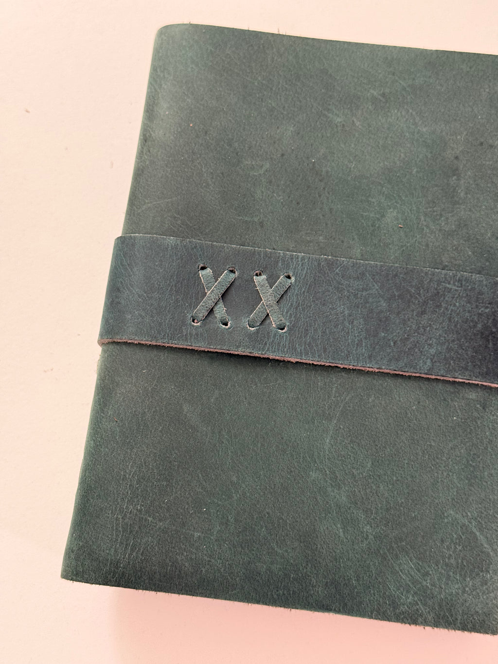 Grimorio Artesanal Verde / Green Handcrafted Grimoire