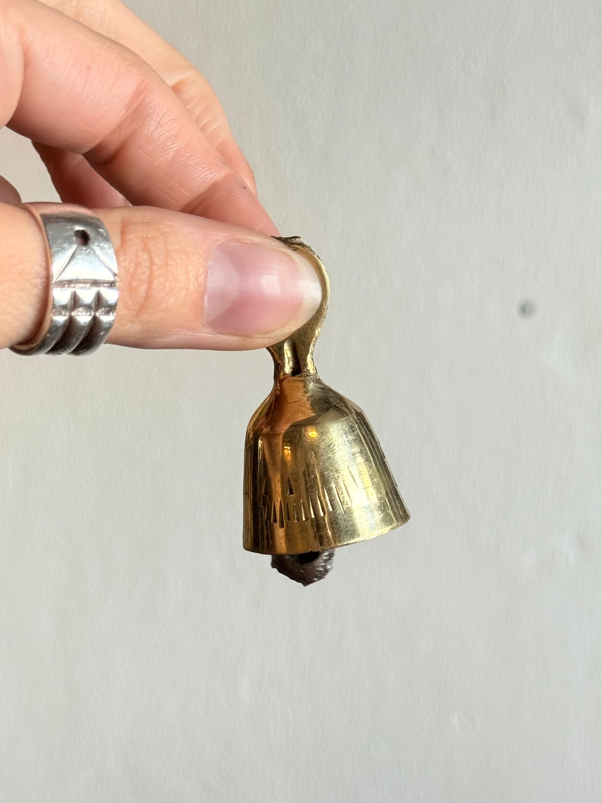 Campana de Limpieza Energética de Bronce / Brass Energy Clearing Bell