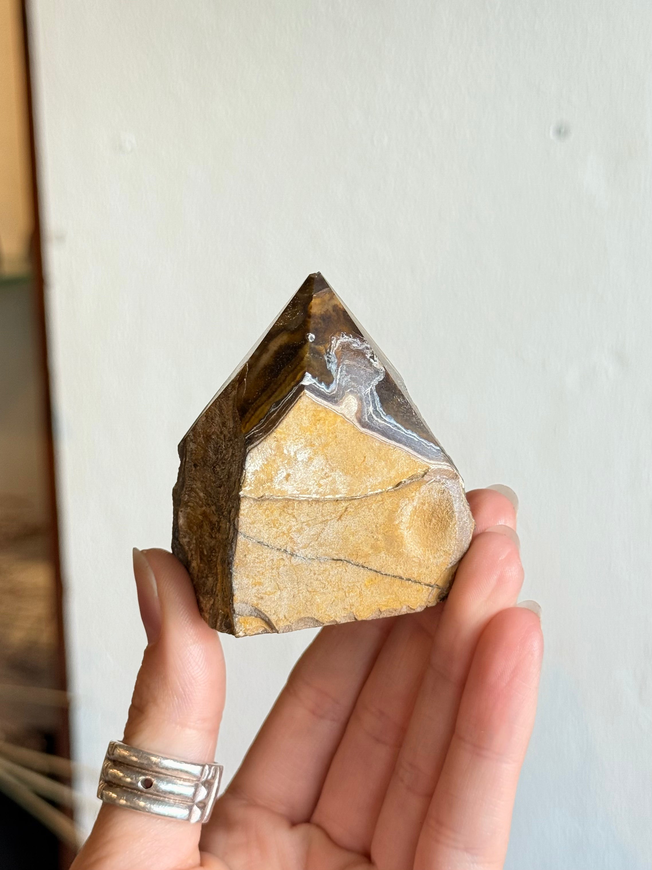 Punta de Ojo de Tigre Natural / Natural Tiger Eye Point