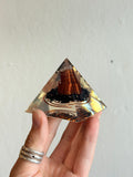 Orgonita de Turmalina Negra / Black Tourmaline Orgonite Pyramid