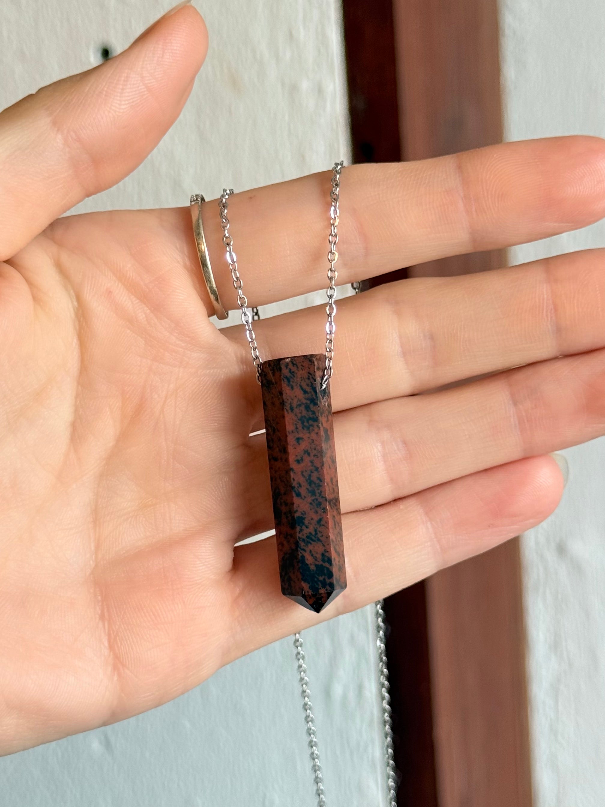 Collar de Obsidiana Caoba con Punta e Incluye Cadena / Mahogany Obsidian Point Necklace with Chain