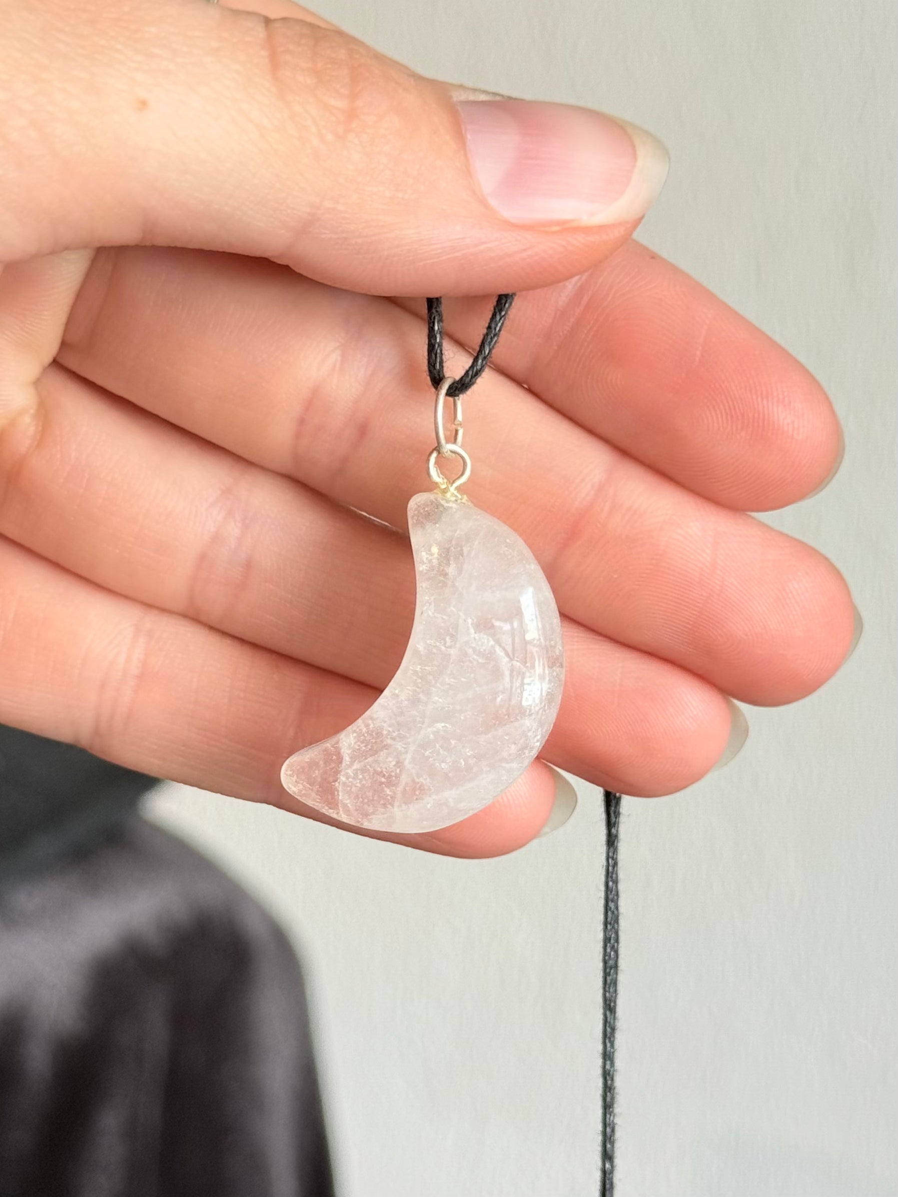 Colgante / Pendiente Media Luna de Cuarzo Cristal / Clear Quartz Crescent Moon Pendant