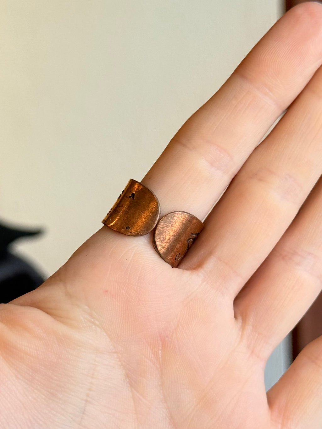 Eye of Horus Copper Ring Adjustable / Anillo Ajustable de Cobre Ojo de Horus ( Fits best - size 9 )