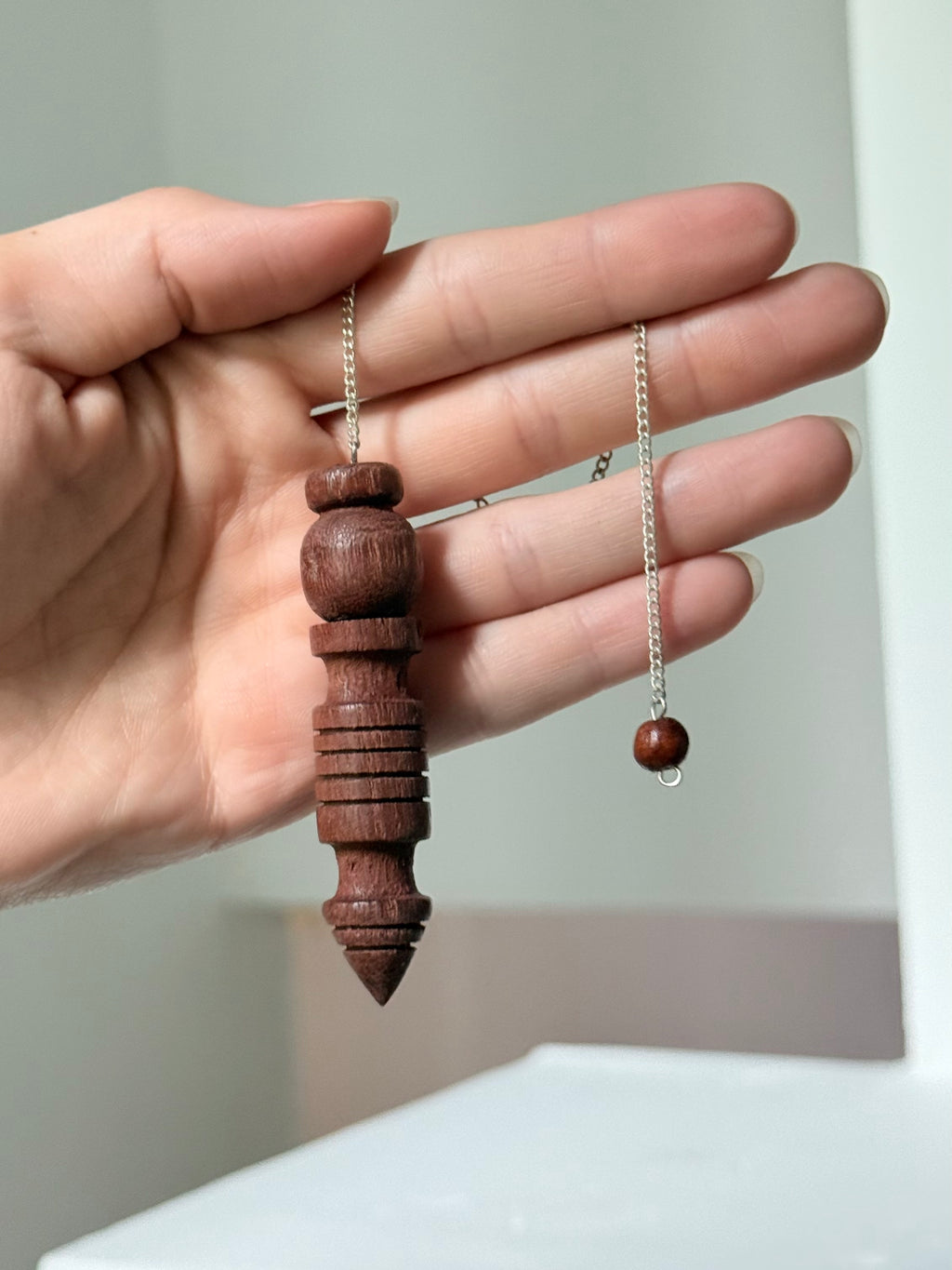 Isis Wood Pendulum / Péndulo Isis de Madera