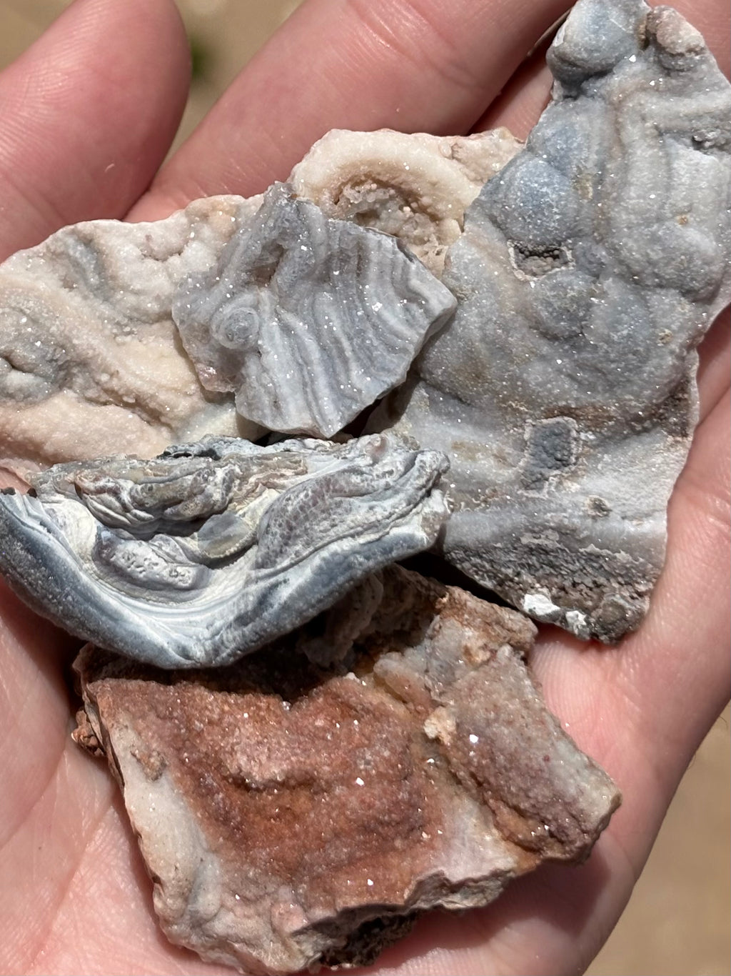 Calcedonia Aura en Bruto / Aura Chalcedony Rough